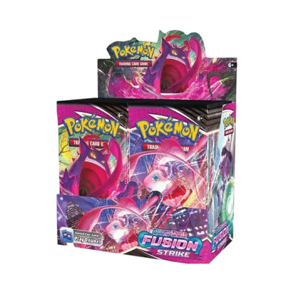 Caja de refuerzo Fusion Strike del juego de cartas coleccionables Pokémon